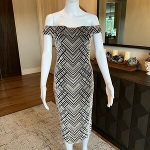 Dress the Population Eden Geo Velvet Dress, Size M